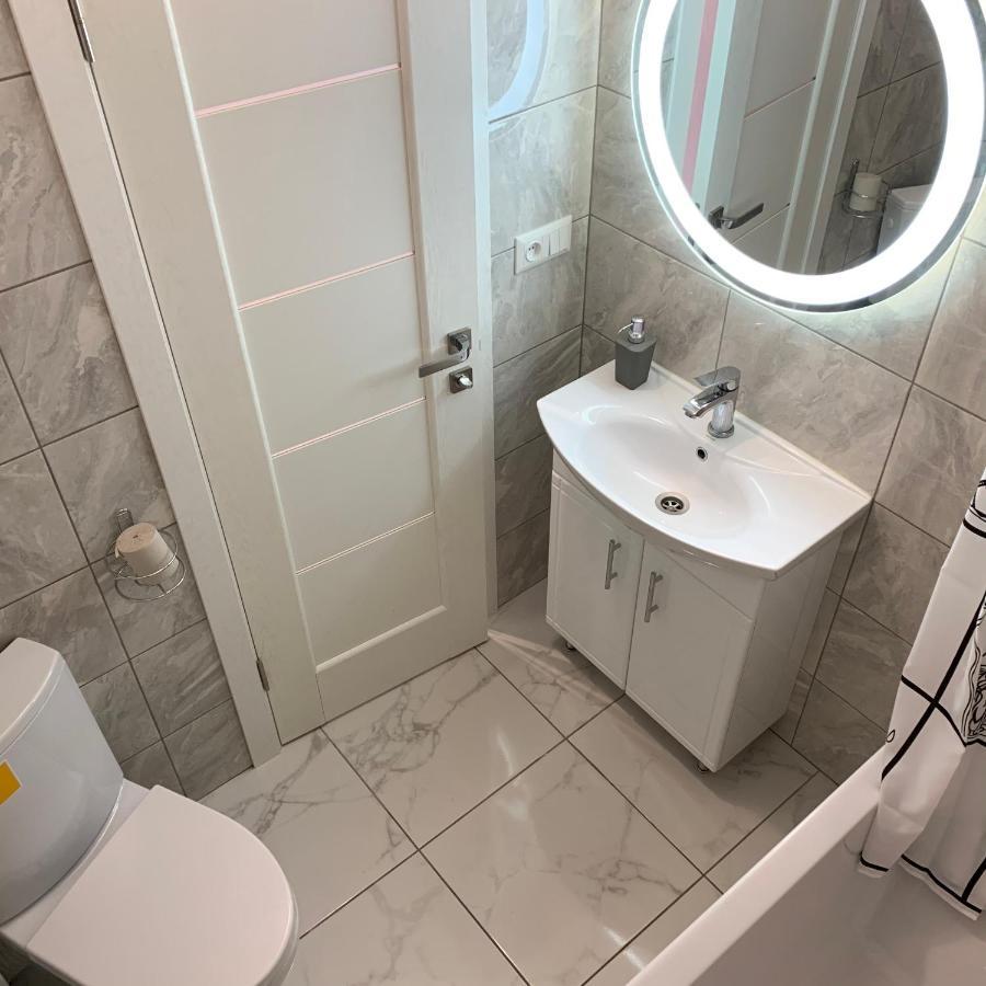 Apartment In Center Premium Ivano-Frankivsk Esterno foto