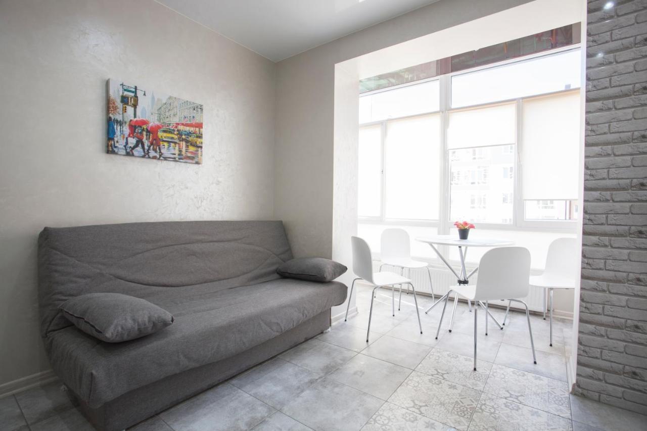 Apartment In Center Premium Ivano-Frankivsk Esterno foto