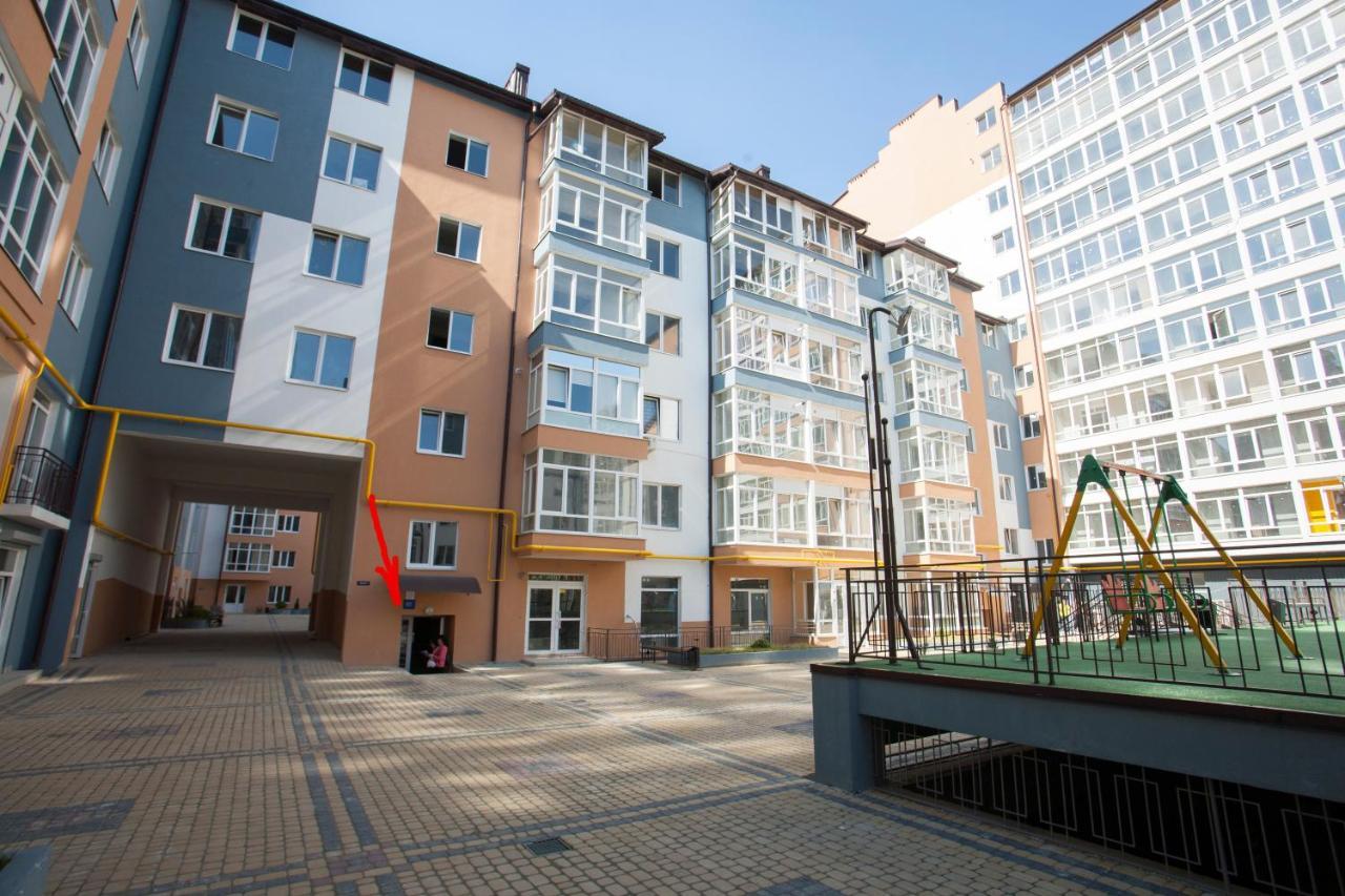 Apartment In Center Premium Ivano-Frankivsk Esterno foto